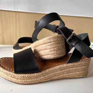Platform espadrilles sandals size 8.5